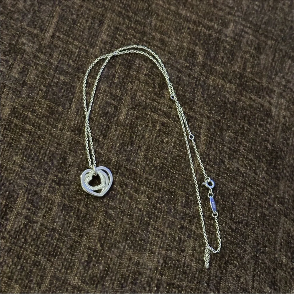 Elegant Sterling Silver Heart Pendant Necklace Cubic‎ zarconia